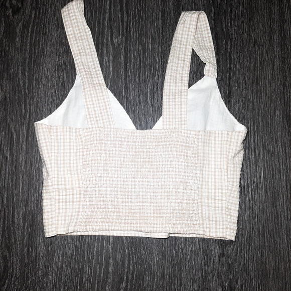 Abercrombie Crop - Picture 3 of 4